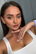 Beautiful single ukrainian woman karyna from kiev with Black hair age 22
