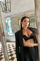 Gorgeous Ukrainian bride khrystyna from bali with Dark Brown hair age 36 photo-4