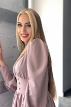 Ukrainian single woman inna from cherkassy with Blonde hair age 20 photo-10