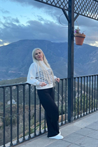 Fille de madrid irina aux cheveux Blond, age 40 photo-1