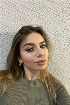 Date ukrainian diana from lviv with Light Brown hair age 21 photo-17