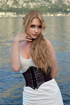 Bride from wrocław veronika with Blonde hair age 24 photo-27