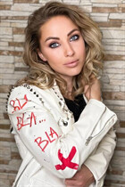 milan bride maria with Blonde hair age 37