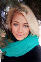 Mariée de vienna tatiana avec Blond cheveux, âge 48 photo-8