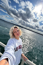 Beautiful Ukrainian bride ksenia from kiev with Blonde hair age 40 photo-7