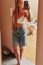 Dating a german woman anastasia from hannover with Blonde hair 41 years old photo-1