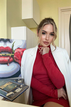 Beautiful woman of Ukraine dariia from odessa with Light Brown hair age 32 photo-5