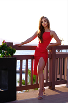 Mariée de bodrum alexandra avec Chatain clairs cheveux, âge 36 photo-5