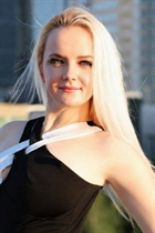 Jolie fille iryna de houston avec Blond cheveux, âge 41 photo-22