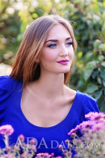 Single Russian girl olya from kharkov with Red hair age 23