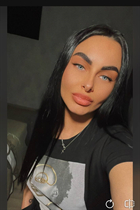 Pretty ukrainian lady karina from odessa with Black hair age 30 photo-4