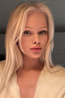 Belarusian girl olga from minsk with Blonde hair age 24