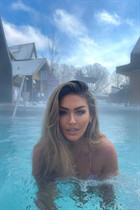 Perfect woman paula from toronto with Light Brown hair age 33 photo-4