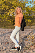 Pretty girl aelita from los angeles with Blonde hair age 28 photo-2
