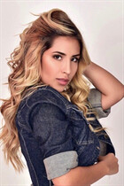 Columbian mature women for dating laura from medellin with Blonde hair age 24