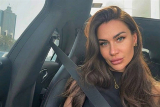 Belle fille allemande anzhela de berlin avec Brunette cheveux 49 ans photo-13