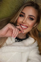 Linda chica ucraniana yulia de khmelnitsky con pelo Rubio y edad 25 photo-1