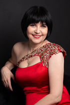 Femme ukrainienne elena de odessa avec Noirs cheveux, âge 58