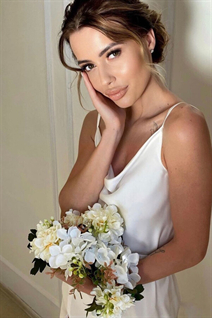 Russian single woman anastasia from moscow with Light Brown hair age 28