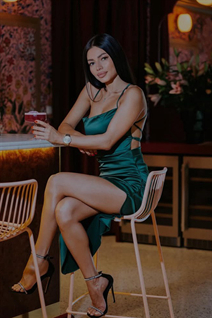A belarusian bride tatiana from minsk with Dark Brown hair age 26