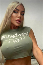 Single ukrainian lady elina from kiev with Blonde hair age 43 photo-60