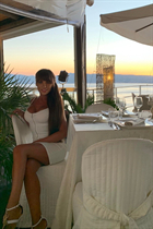 Mujer perfecta svetlana de reggio calabria con pelo Marrón oscuro y edad 48 photo-8