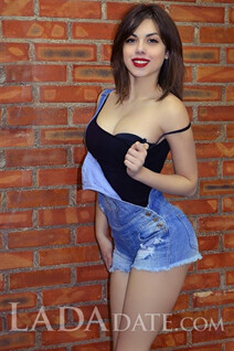 Hot Russian woman svetlana from nikolaev with Light Brown hair age 22