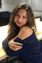 Belle femme ukrainienne antonina de kharkov aux cheveux Chatain clairs, age 37