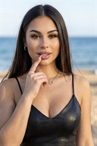 Mariée de winter haven valeriia avec Brunette cheveux, âge 23 photo-3