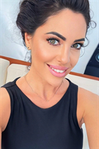 Dating a ukrainian woman larisa from kiev with Dark Brown hair age 43 photo-1