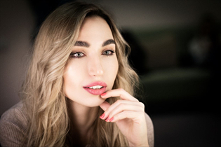 Ukrainian beauty alena from kyiv with Light Brown hair age 38 photo-12
