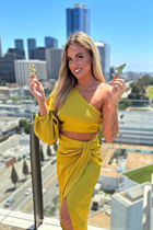 los angeles mariée yulia avec Blond cheveux, âge 36 photo-11