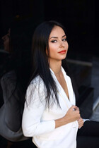 Ukrainian lady evgeniya from kiev with Black hair age 32 photo-3