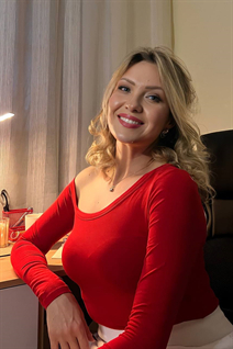 Pretty girl alena from klaipėda with Blonde hair age 43