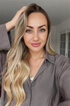 Rencontre une fille ukrainienne iryna de berlin avec Blond cheveux, âge 40 photo-1