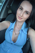 Single Ukrainian bride alina from odessa with Black hair age 28 photo-8