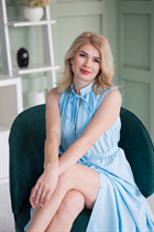 Dating a ukrainian girl julia from lviv with Dark Brown hair age 40 photo-7