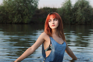 Dating ukrainian girl viktoriya from bila tserkva with Dark Brown hair age 21 photo-17