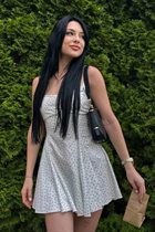 Ukrainian woman for marriage julia from zaporozhye with Black hair age 26 photo-4