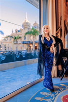 Mariée de nice yuliia avec Blond cheveux, âge 55 photo-6