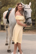 Belle mariée ukrainienne oksana de dnepr avec Brunette cheveux, âge 47