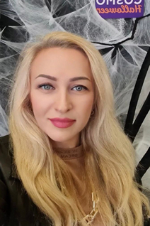 Belle fille ukrainienne tatyana de kiev avec Blond cheveux, âge 52