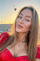 Bride from dubai snizhana with Light Brown hair age 34 photo-1