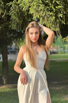 Beautiful Ukrainian girl anna from kyiv with Blonde hair age 32 photo-9