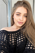 Jolie fille ukrainienne svetlana de kiev avec Chatain clairs cheveux, âge 24 photo-1