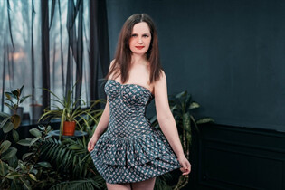 Ukrainian lady natalya from nikolaev with Dark Brown hair age 42 photo-8