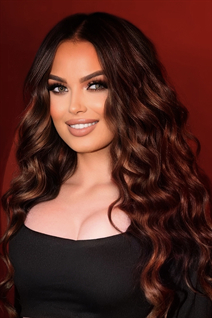Date ukrainian girl olga from kharkov with Light Brown hair age 34