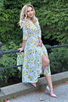 mobile mariée sabina avec Blond cheveux, âge 34 photo-1