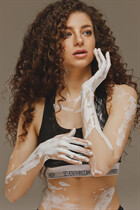 Stunning Russian woman anna from saint-petersburg with Dark Brown hair age 28 photo-20