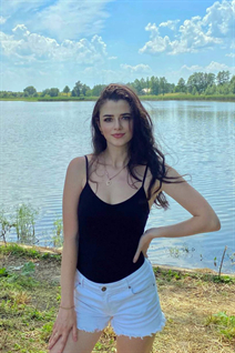 Mariée ukrainienne daria de rivne avec Auburn cheveux, âge 27